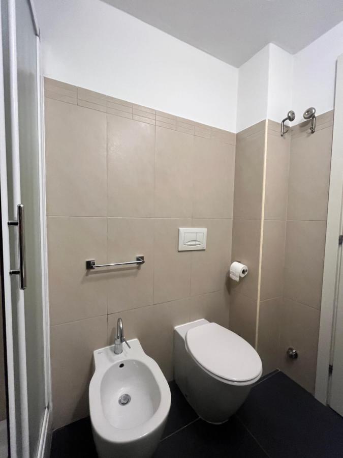 מילאנו Bocconi Apartment מראה חיצוני תמונה